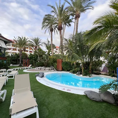 Garden View Modern Studio Διαμέρισμα *